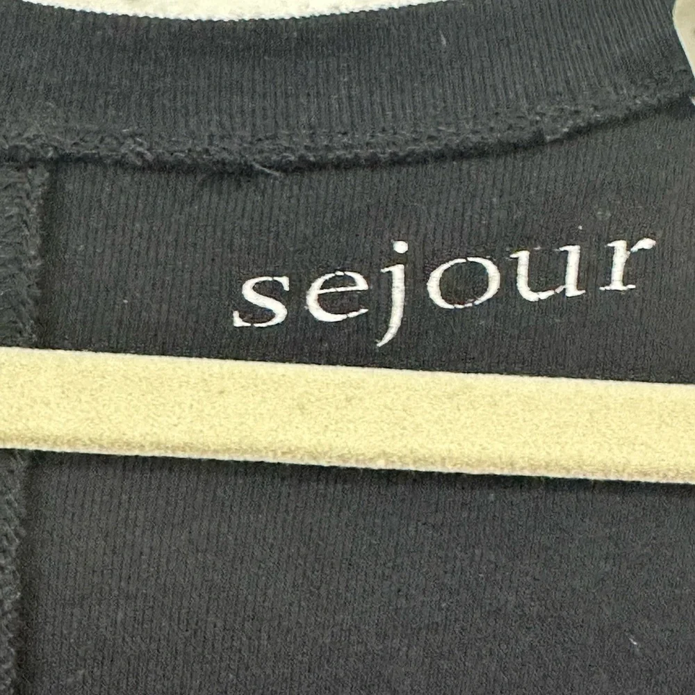 Sejour Women’s Plus Size Short Sleeve T Shirt 1XL V-neck Black NWOT. - Picture 5 of 8
